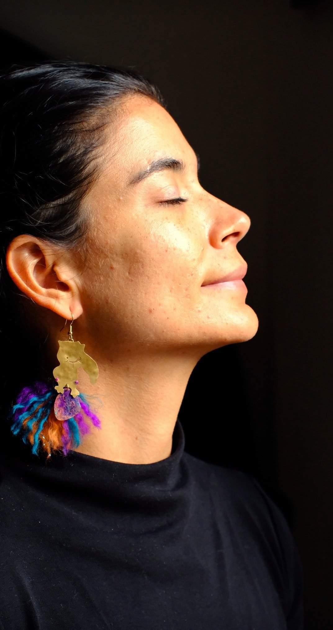 Pendientes “Tucán Llama Tropical de Luz” - Image 5